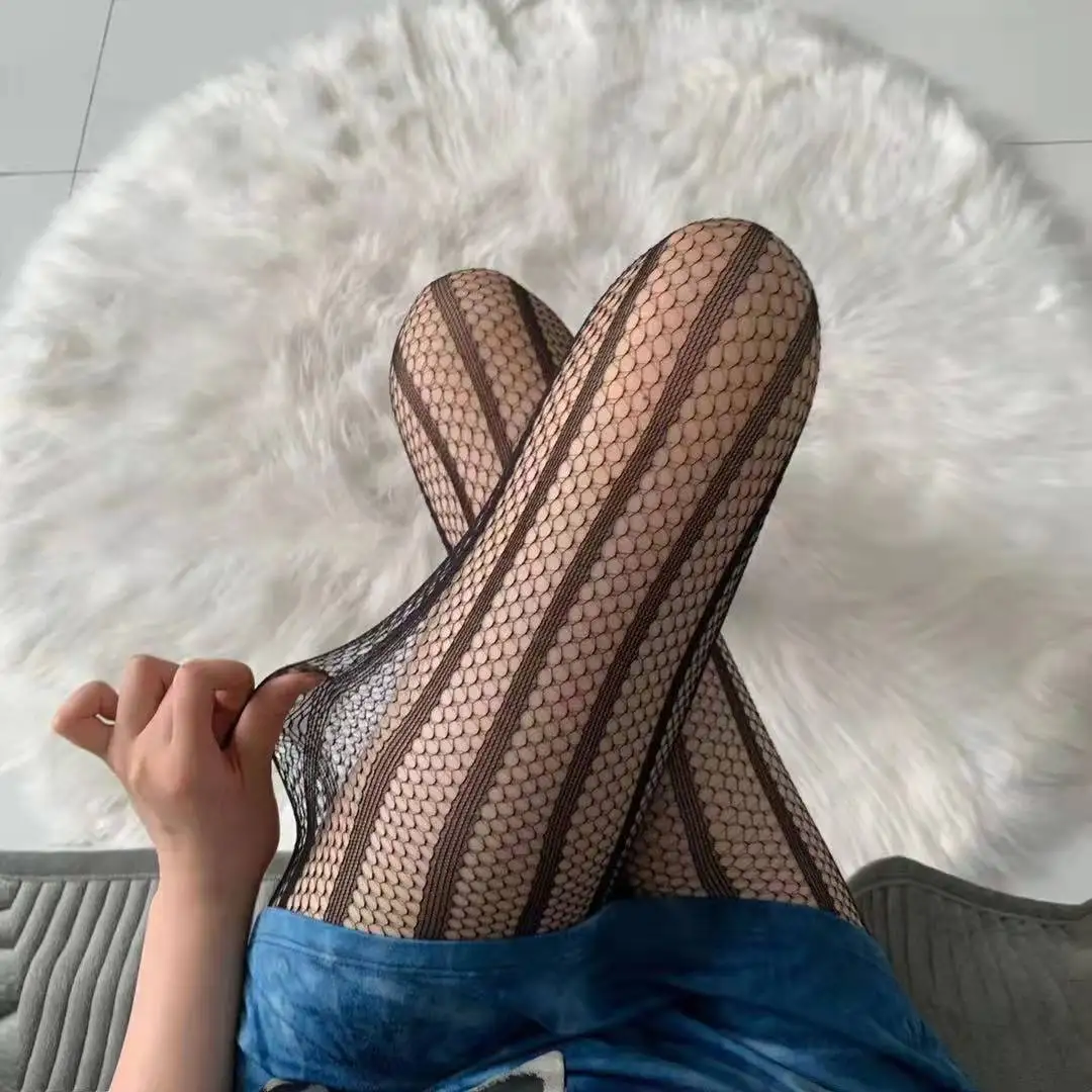 Women 2022 New Sexy Slim Tights Mesh Thigh High Stocking Ladies Party Sexy Hollow Leggings Small Net Pantyhose Fishnet Hosiery
Women 2022 New Sexy Slim Tights Mesh Thigh High Stocking Ladies Party Sexy Hollow Leggings Small Net Pantyhose Fishnet Hosiery