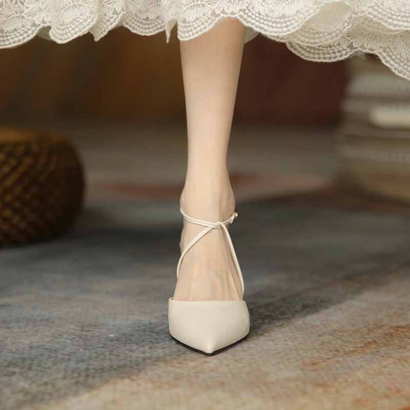 New 2022 Summer Ladies Sandals High Heels Fashion Hundred Matching Skirts High Heels Women's Pointed Toe High Heels Sandals Size
New 2022 Summer Ladies Sandals High Heels Fashion Hundred Matching Skirts High Heels Women's Pointed Toe High Heels Sandals Size