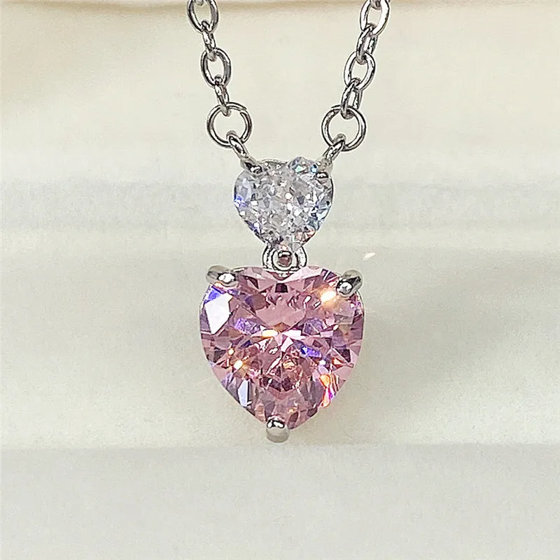 Ne'w Exquisite Heart Necklace Engagement Accessories for Women Bling Bling Love Cubic Zirconia Birthday Gift Statement Jewelry
Ne'w Exquisite Heart Necklace Engagement Accessories for Women Bling Bling Love Cubic Zirconia Birthday Gift Statement Jewelry