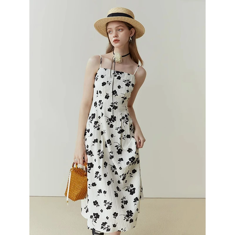 French Retro Women Floral Dress Summer Black Print Backless Long Sheath Suspender Dress 2023 Square Neck Commuter A-LINE Skirts
French Retro Women Floral Dress Summer Black Print Backless Long Sheath Suspender Dress 2023 Square Neck Commuter A-LINE Skirts