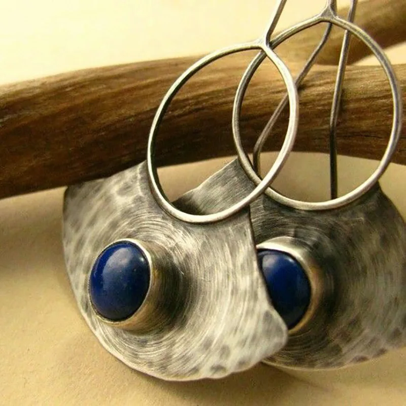 Exaggerate Fan Metal Dark Blue Stone Earrings Tribal Jewelry Hollow Round Welding Hook Earrings Women Accessories
Exaggerate Fan Metal Dark Blue Stone Earrings Tribal Jewelry Hollow Round Welding Hook Earrings Women Accessories
