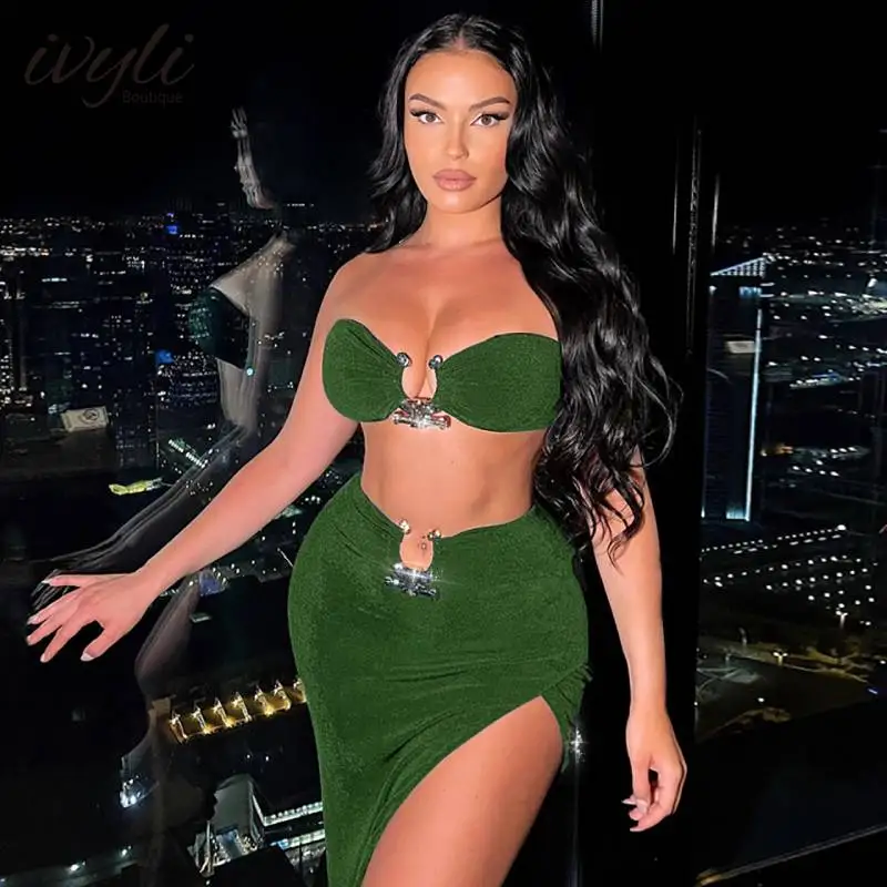 European and American Women's Clothing New 2022 Spring and Summer Tube Top Exposed Navel Slit Bag Hip Skirt Two-piece Set
European and American Women's Clothing New 2022 Spring and Summer Tube Top Exposed Navel Slit Bag Hip Skirt Two-piece Set