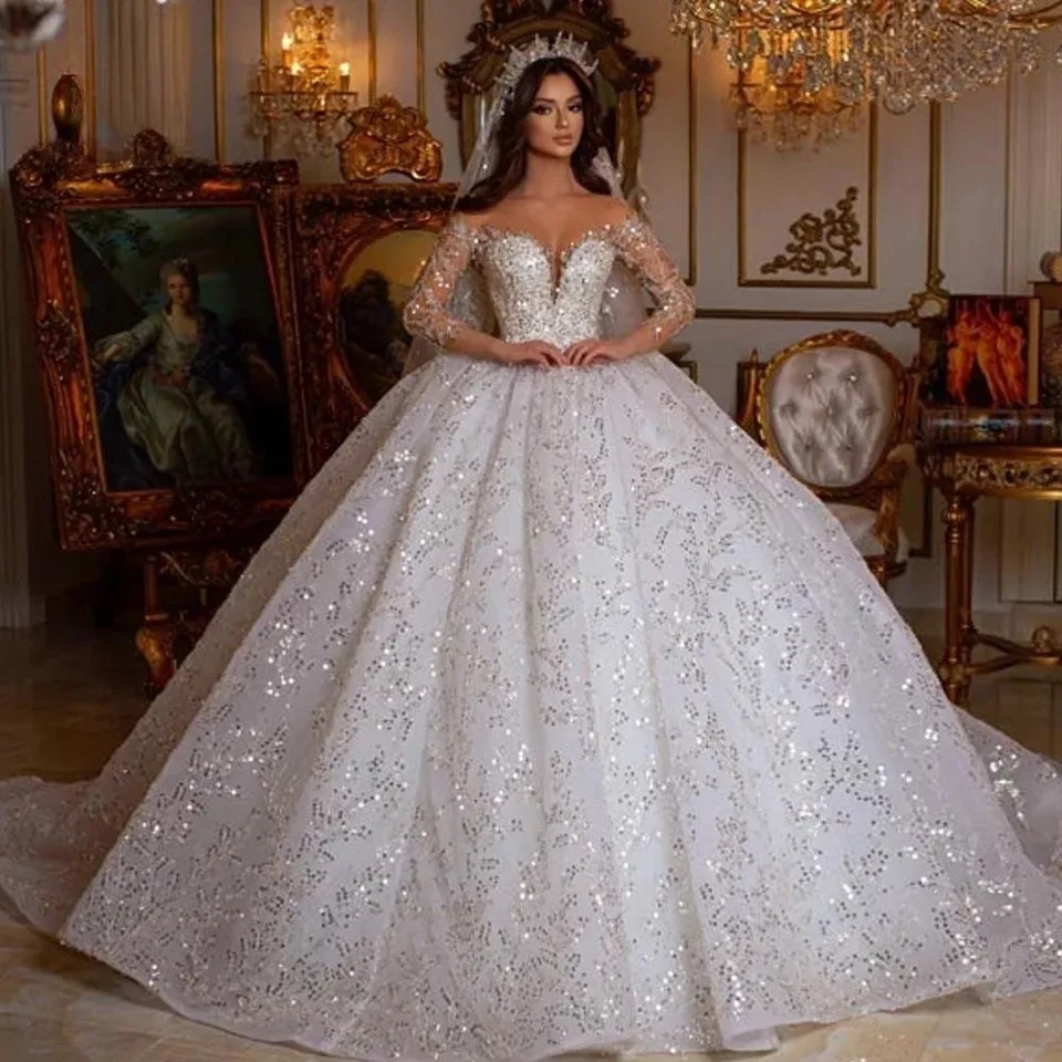 Luxury Ball Gown Royal Glitter Wedding Dresses 2023 Scoop Neck Long Sleeve Robe De Mariee Lace Sequined Glitter Bride Dresses
Luxury Ball Gown Royal Glitter Wedding Dresses 2023 Scoop Neck Long Sleeve Robe De Mariee Lace Sequined Glitter Bride Dresses