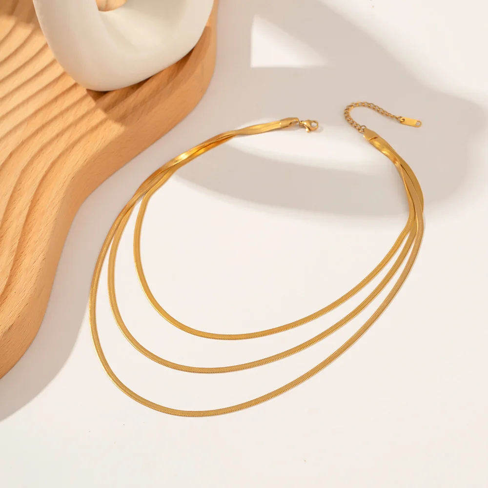 French Retro Three layered Snake Bone Chain Chain Necklace Stainless Steel Plated 18K Gold Fadeless Waterproof Jewelry for Women
French Retro Three layered Snake Bone Chain Chain Necklace Stainless Steel Plated 18K Gold Fadeless Waterproof Jewelry for Women