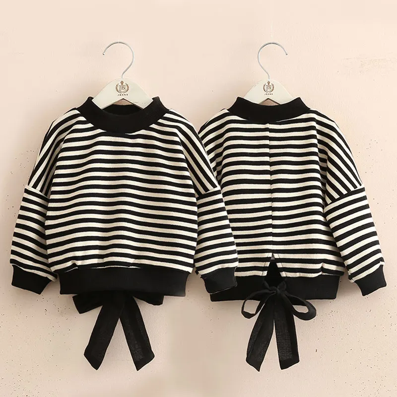 2021 Autumn Spring 3 4 6 8 10 12 Years Children O-Neck Knitted Pullover Cotton White Black Striped Sweater For Kids Baby Girls
2021 Autumn Spring 3 4 6 8 10 12 Years Children O-Neck Knitted Pullover Cotton White Black Striped Sweater For Kids Baby Girls