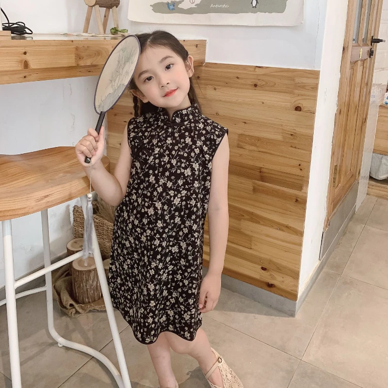22 Spring and Summer New Girls Chinese Style Retro Floral Sleeveless Cheongsam Tang Suit Ancient Style Skirt Dress
22 Spring and Summer New Girls Chinese Style Retro Floral Sleeveless Cheongsam Tang Suit Ancient Style Skirt Dress