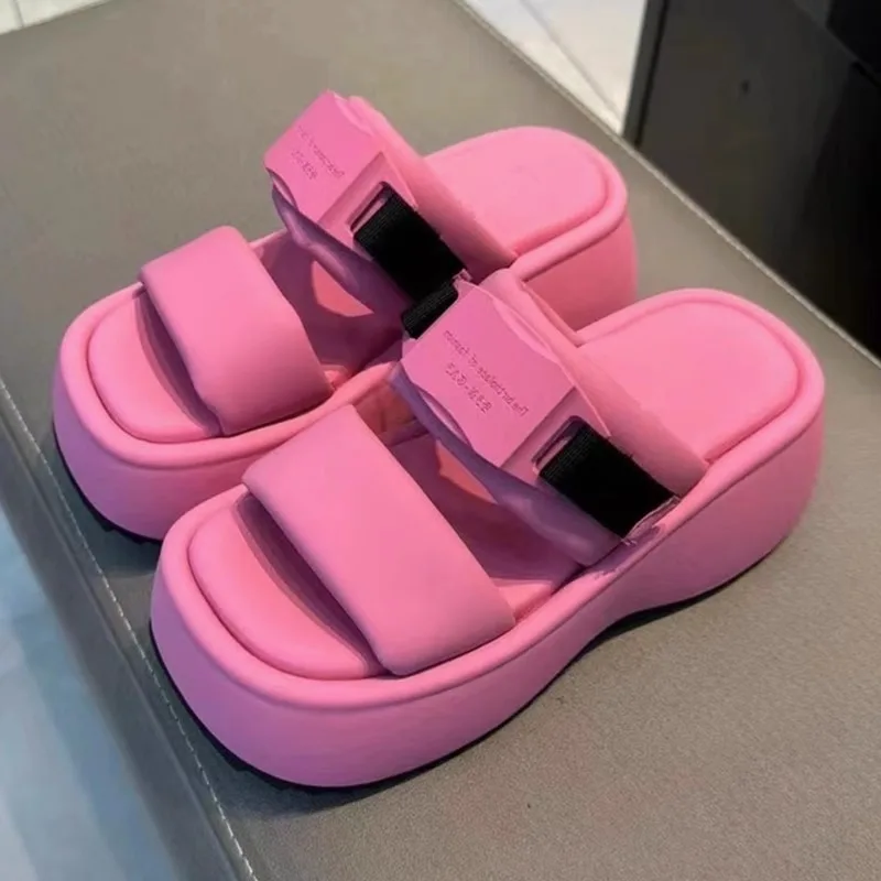 Summer Platform Women modern Slippers Open Toe Thick High Heeled Slides Elegant Outdoor Beach Vacation Ladies Chunky Shoes
Summer Platform Women modern Slippers Open Toe Thick High Heeled Slides Elegant Outdoor Beach Vacation Ladies Chunky Shoes