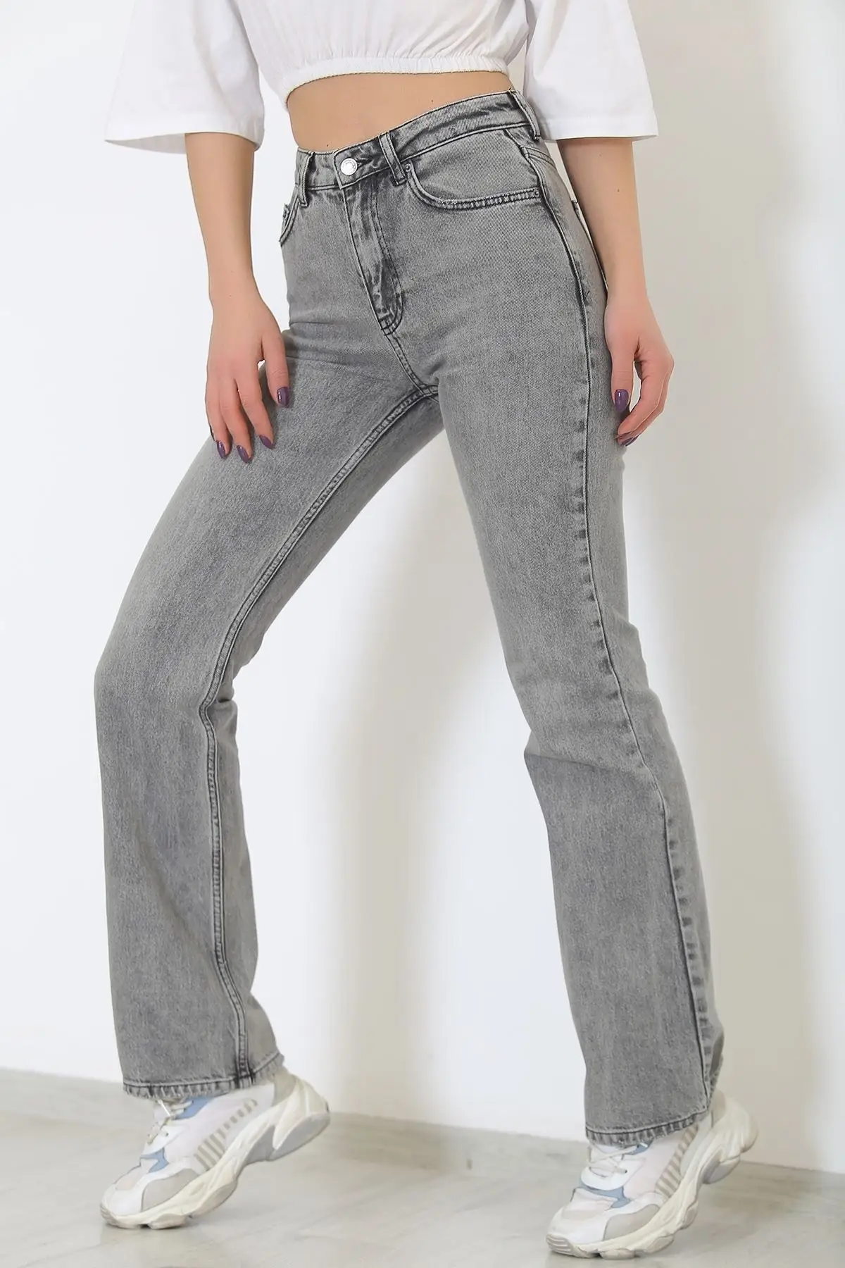 Women's Jean Tubular Trousers Smoked Full Length Straight Pant Streetwear Female Buttons Zipper Ladies
Women's Jean Tubular Trousers Smoked Full Length Straight Pant Streetwear Female Buttons Zipper Ladies