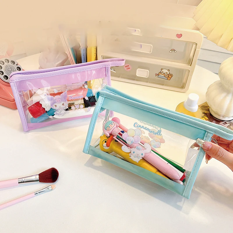 Sanrios My Melody Kuromi большой емкости прозрачный чехол для карандашей аниме мультфильм милая сумка для хранения канцелярских принадлежностей
Sanrios My Melody Kuromi большой емкости прозрачный чехол для карандашей аниме мультфильм милая сумка для хранения канцелярских принадлежностей