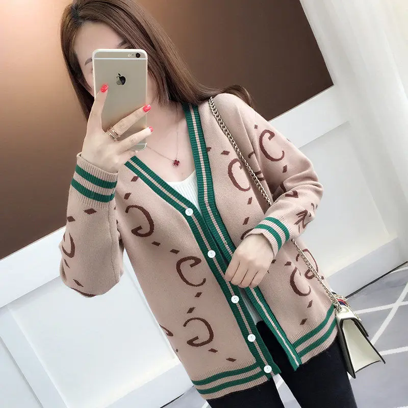 Women V Neck Knitted Cardigan Sweater Female Vintage Knit Sweaters Long Sleeve Fashion Oversize Thick Jumper Tops Mujer G396
Women V Neck Knitted Cardigan Sweater Female Vintage Knit Sweaters Long Sleeve Fashion Oversize Thick Jumper Tops Mujer G396