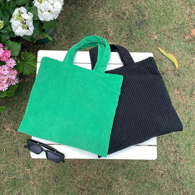 2023 New Winter Middle Women's Bag Preppy Style Tote Handbags Soft Corduroy Purses Korean Style Ladies Bag Whole Sale
2023 New Winter Middle Women's Bag Preppy Style Tote Handbags Soft Corduroy Purses Korean Style Ladies Bag Whole Sale