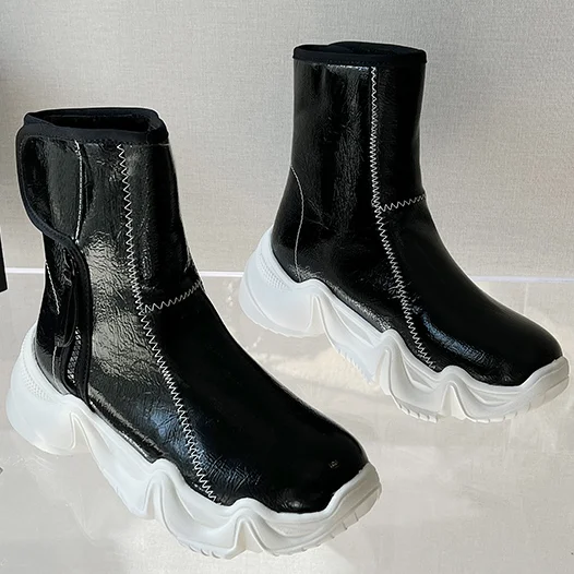 European Station Women Boots 2021 Winter Sneakers New Casual Women's Boots Comfortable Platform Women's Snowshoe Botas De Mujer
European Station Women Boots 2021 Winter Sneakers New Casual Women's Boots Comfortable Platform Women's Snowshoe Botas De Mujer
