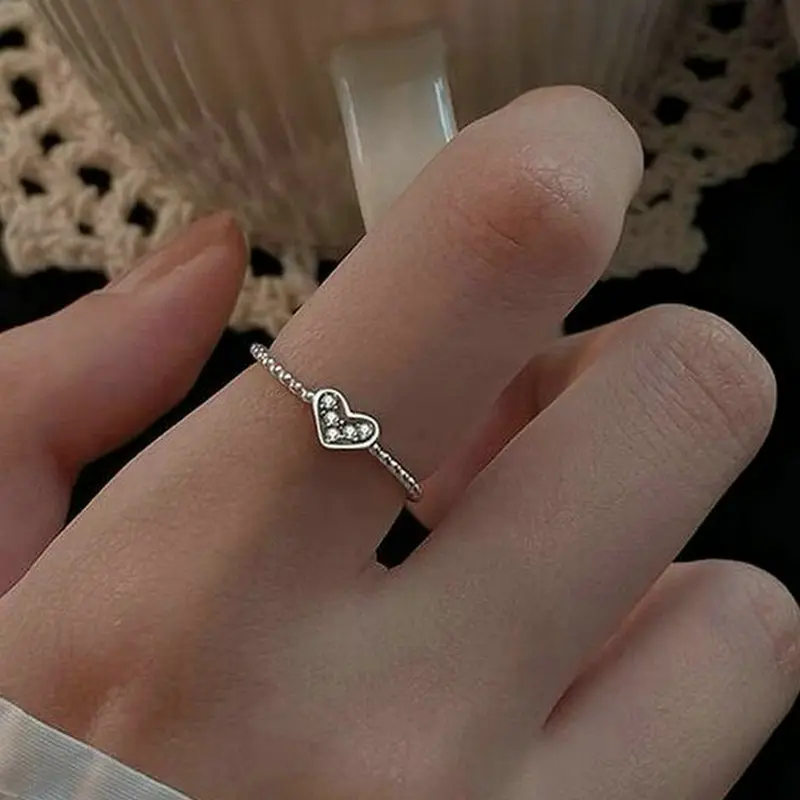 Simple Love Heart Diamond Sparkling Finger Ring Adjustable Opening for Women Female Wedding Jewelry
Simple Love Heart Diamond Sparkling Finger Ring Adjustable Opening for Women Female Wedding Jewelry