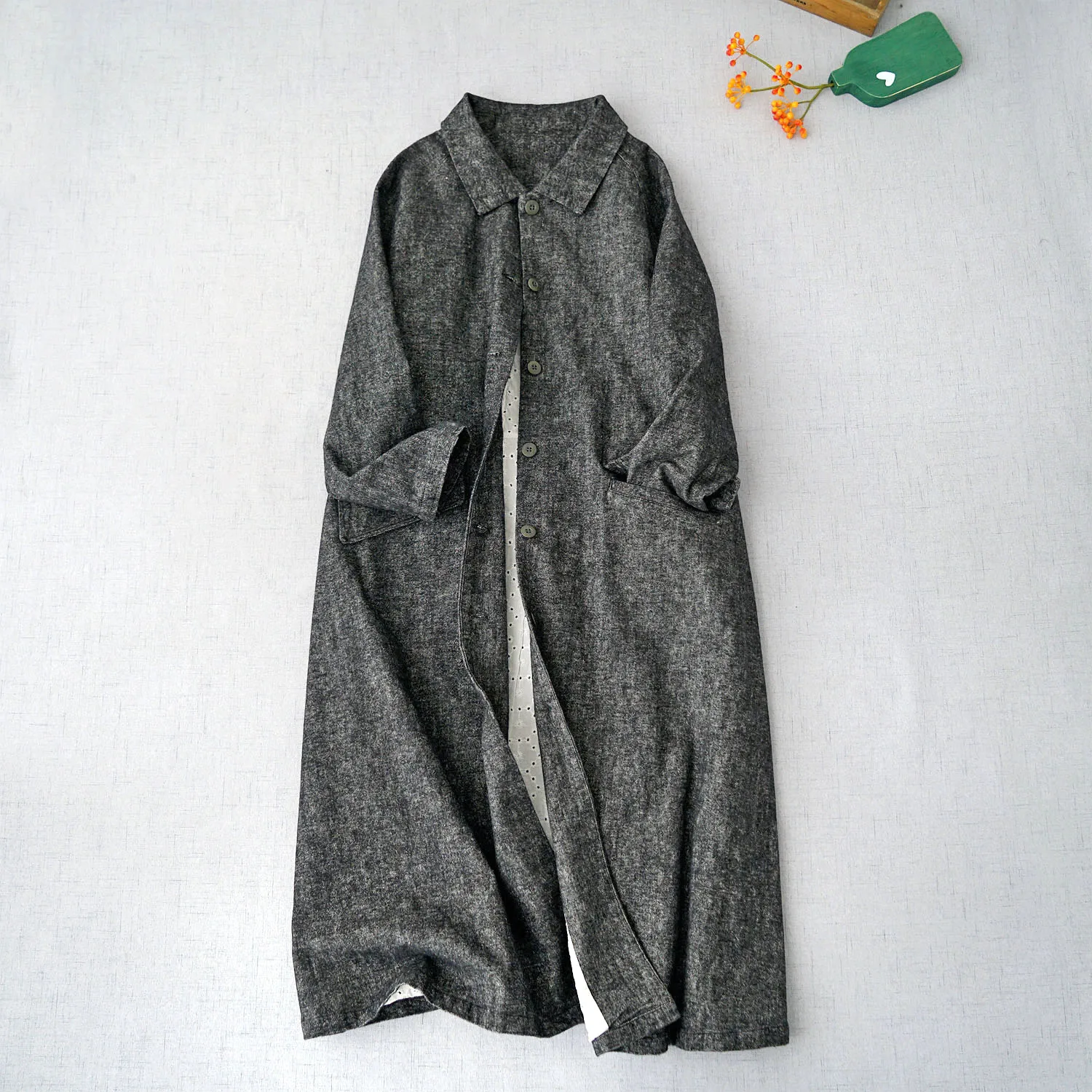 122cm Bust / Spring Autumn Women All-match Simple Grey Loose Plus Size Comfortable Water Washed Cotton Long Trench Coats
122cm Bust / Spring Autumn Women All-match Simple Grey Loose Plus Size Comfortable Water Washed Cotton Long Trench Coats