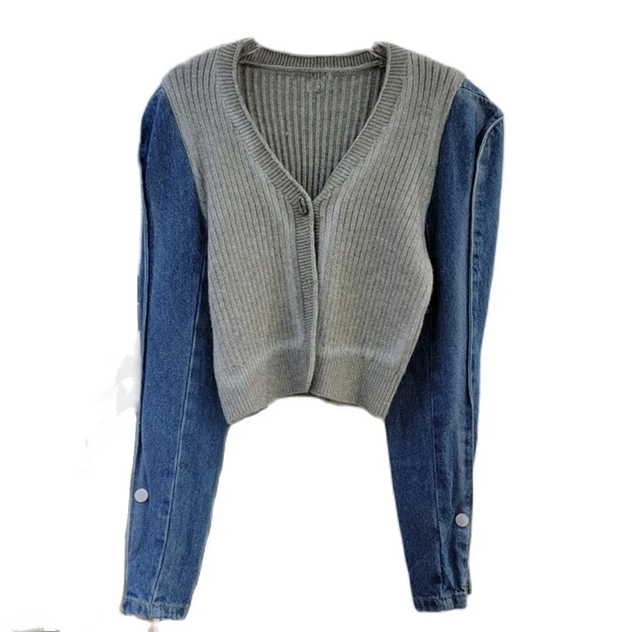 Contrast Colored patchwork denim sleeves sweater jacket for women autumn 2023 new vintage short V-neck cardigan Y4318
Contrast Colored patchwork denim sleeves sweater jacket for women autumn 2023 new vintage short V-neck cardigan Y4318