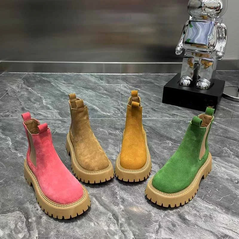 Spring Autumn Genuine Leather Solid Color Ankle Boots Women Round Toe High Heels Martin Boots Ladies Short Boots Casual Shoes
Spring Autumn Genuine Leather Solid Color Ankle Boots Women Round Toe High Heels Martin Boots Ladies Short Boots Casual Shoes