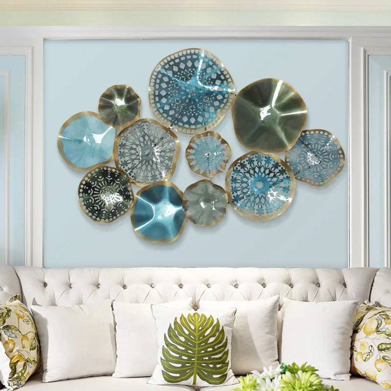 European Creative Wall Hanging Metal Round Blue Flower Ornaments Crafts Decoration 3D Stereo Home Wall Background Sofa Mural Art
European Creative Wall Hanging Metal Round Blue Flower Ornaments Crafts Decoration 3D Stereo Home Wall Background Sofa Mural Art