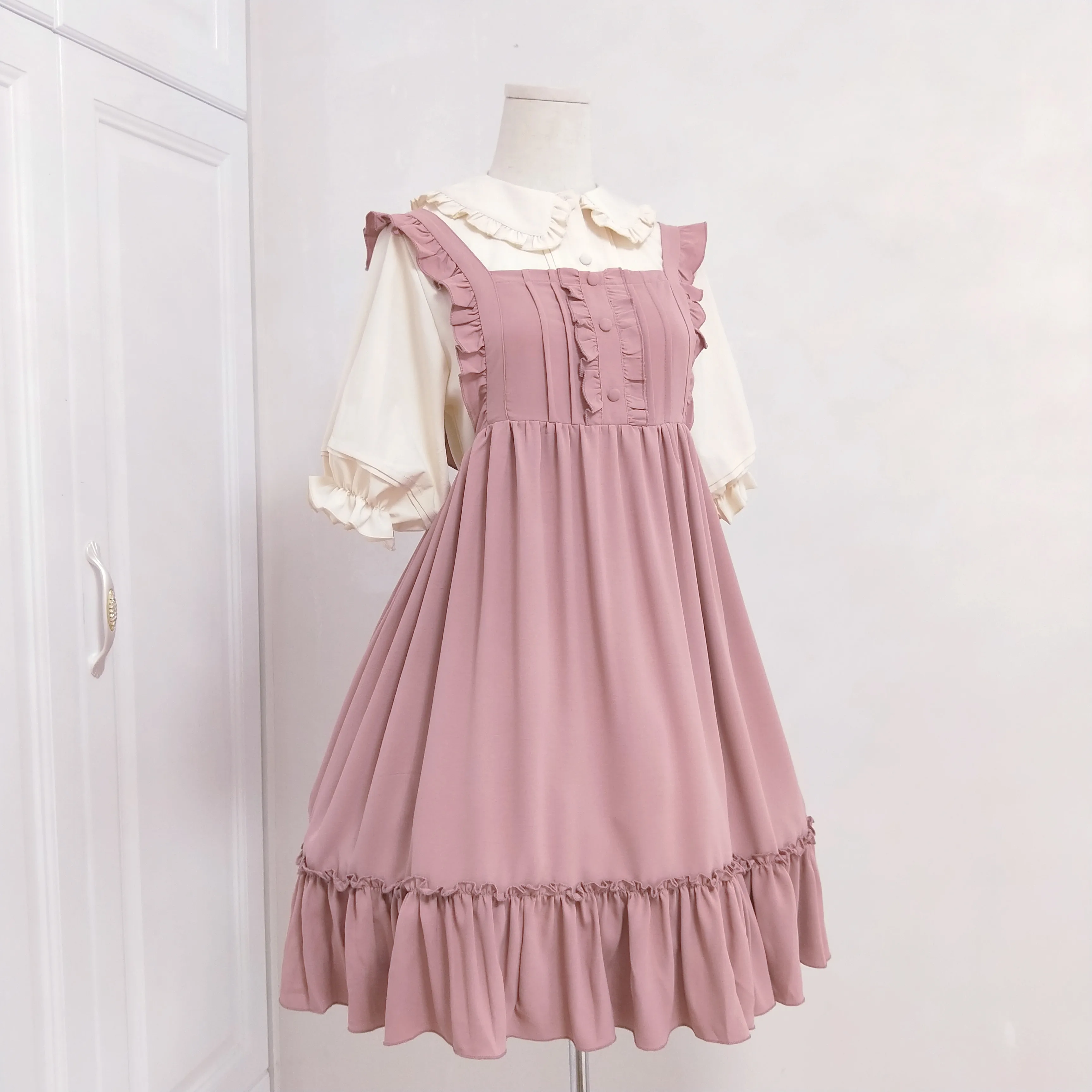 5 Colors Cute Girl's Women's Suspender Dress Sweet Ruffles Trim Lolita Student Summer Bubble One Piece
5 Colors Cute Girl's Women's Suspender Dress Sweet Ruffles Trim Lolita Student Summer Bubble One Piece