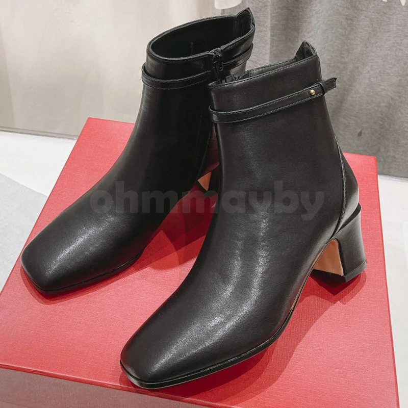 Женские прямые ботинки на высоком каблуке, Элегантные ботильоны с квадратным носком, украшенные ремешком и пряжкой, Осень-зима 2023
Женские прямые ботинки на высоком каблуке, Элегантные ботильоны с квадратным носком, украшенные ремешком и пряжкой, Осень-зима 2023