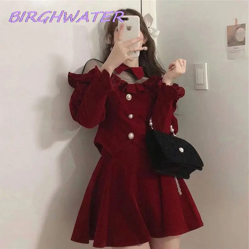 Autumn Women Suit Elegant 2 Piece Sets Girly Sexy Chic Ruffles Hollow Out Mesh Velvet Tops Korean High Waist Mini Skirts Suit
Autumn Women Suit Elegant 2 Piece Sets Girly Sexy Chic Ruffles Hollow Out Mesh Velvet Tops Korean High Waist Mini Skirts Suit