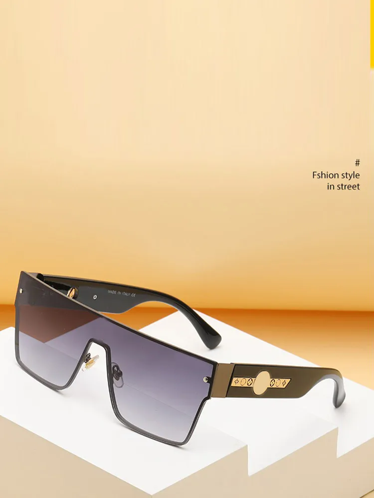Fashion Unisex One Piece Sunglassesfor Man Trend Gradient Lenses Metal Decoration Frame Sun Glasses 2023 Casual High Street Wear
Fashion Unisex One Piece Sunglassesfor Man Trend Gradient Lenses Metal Decoration Frame Sun Glasses 2023 Casual High Street Wear
