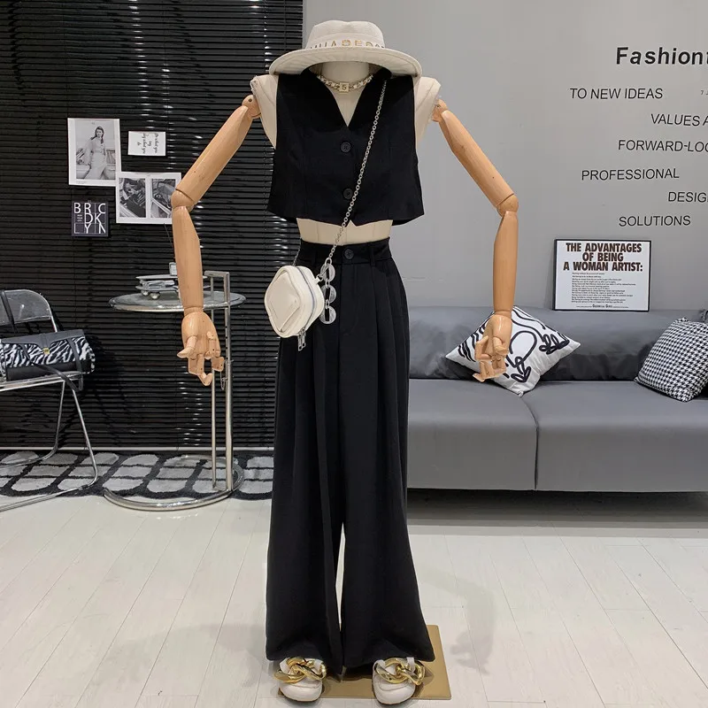 2023 Summer New Short Style Sleeveless vest top High Waist Loose Leg Pants Two Piece Set
2023 Summer New Short Style Sleeveless vest top High Waist Loose Leg Pants Two Piece Set