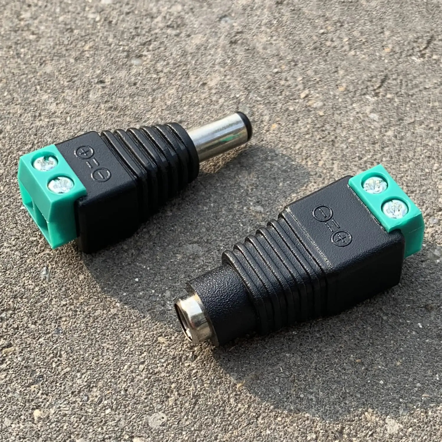 1Pairs DC Connector 2.1mm x 5.5mm Female Male DC Power Plug Adapter Female Plug Jack Adapter Connector Male Plug Socket green
1Pairs DC Connector 2.1mm x 5.5mm Female Male DC Power Plug Adapter Female Plug Jack Adapter Connector Male Plug Socket green
