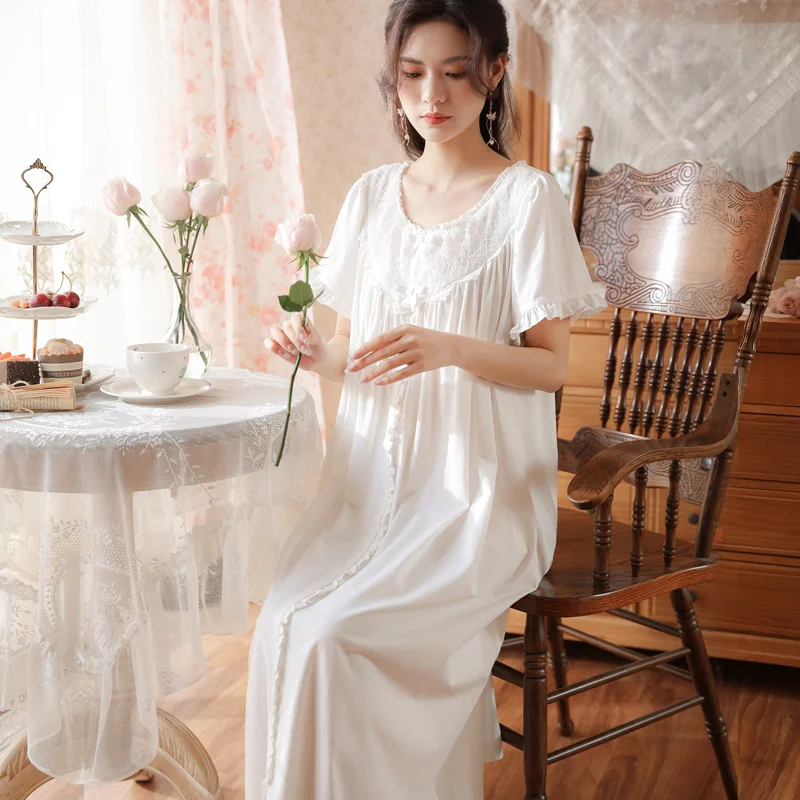 Court Style Long Sleeve Lace Sweet Lovely Princess Nightdress Cotton Short Loose Home Clothes Fairy Nightgown
Court Style Long Sleeve Lace Sweet Lovely Princess Nightdress Cotton Short Loose Home Clothes Fairy Nightgown