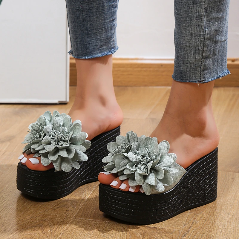 Shoes for Women 2022 Sweet Women's Slippers Summer Fashion Flower Platform High Heel Sandals Women's Beach Casual Shoes
Shoes for Women 2022 Sweet Women's Slippers Summer Fashion Flower Platform High Heel Sandals Women's Beach Casual Shoes