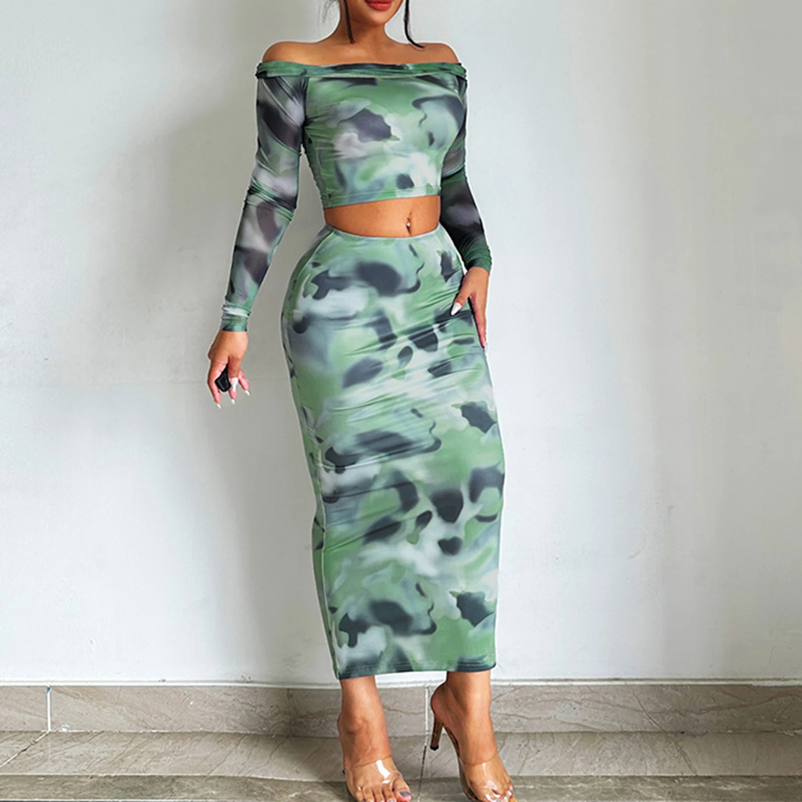 Ladies 2 Piece Knitted Bikini Set Slash Neck Summer 2 Pieces Set Navel Exposed Tunic 2 Piece Skirt Set Slim Fit Beachwear Outfit
Ladies 2 Piece Knitted Bikini Set Slash Neck Summer 2 Pieces Set Navel Exposed Tunic 2 Piece Skirt Set Slim Fit Beachwear Outfit