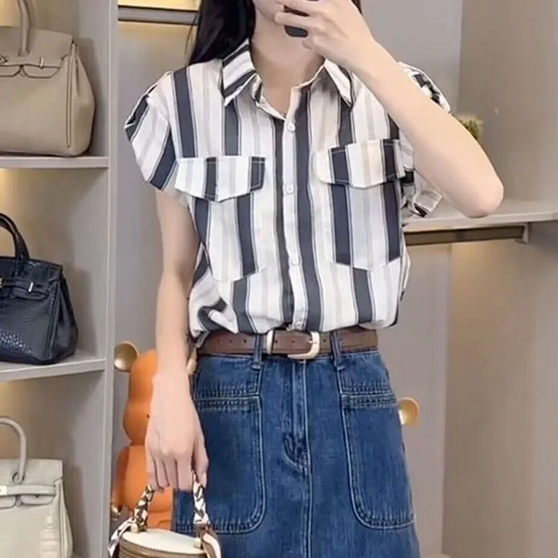 Korean All-match Turn-down Collar Striped Printed Shirt Women's Clothing Summer Casual Commute Short Sleeve Blouse for Female
Korean All-match Turn-down Collar Striped Printed Shirt Women's Clothing Summer Casual Commute Short Sleeve Blouse for Female