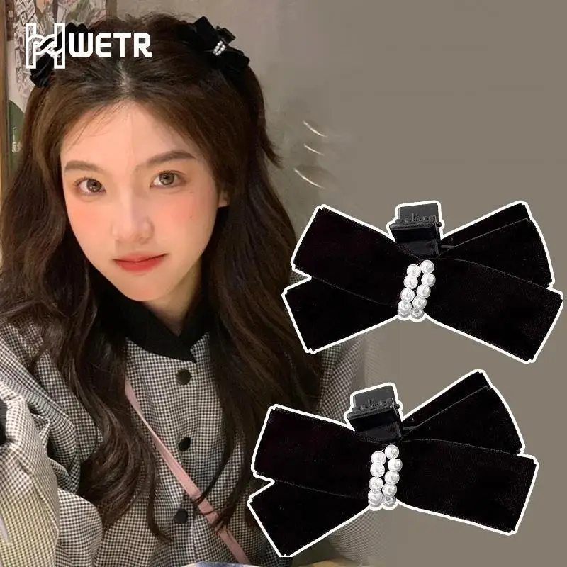 Velvet Bow Mini Hair Claws Pearl Bowknot Hair Crab Clip Chic Side Bangs Top Hairpins Hair Styling Tool Girls Hair Accessorines
Velvet Bow Mini Hair Claws Pearl Bowknot Hair Crab Clip Chic Side Bangs Top Hairpins Hair Styling Tool Girls Hair Accessorines