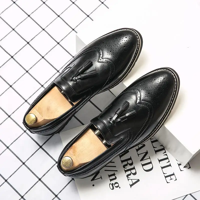 Men's Shoes Spring and Autumn 2023 New Summer Men's Height Increasing Casual Leather Shoes Business Youth Work Fashion Brand Bri
Men's Shoes Spring and Autumn 2023 New Summer Men's Height Increasing Casual Leather Shoes Business Youth Work Fashion Brand Bri