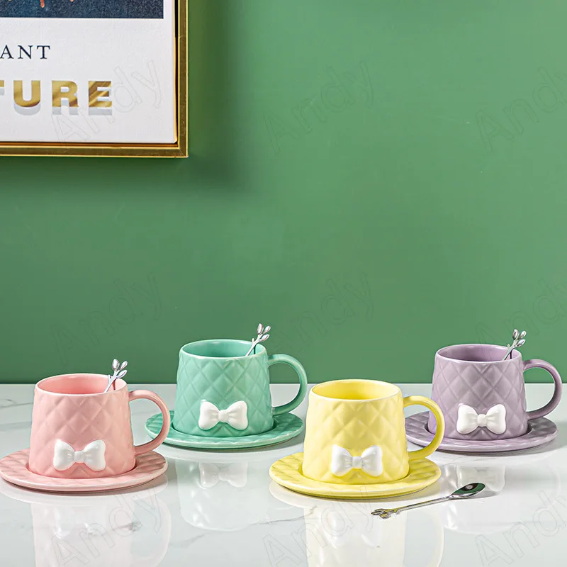 Креативная керамическая кружка ручной работы с бантом, рельефные декоративные чашки для завтрака, молока, послеобеденного чая, кофейной ча...
Креативная керамическая кружка ручной работы с бантом, рельефные декоративные чашки для завтрака, молока, послеобеденного чая, кофейной ча...