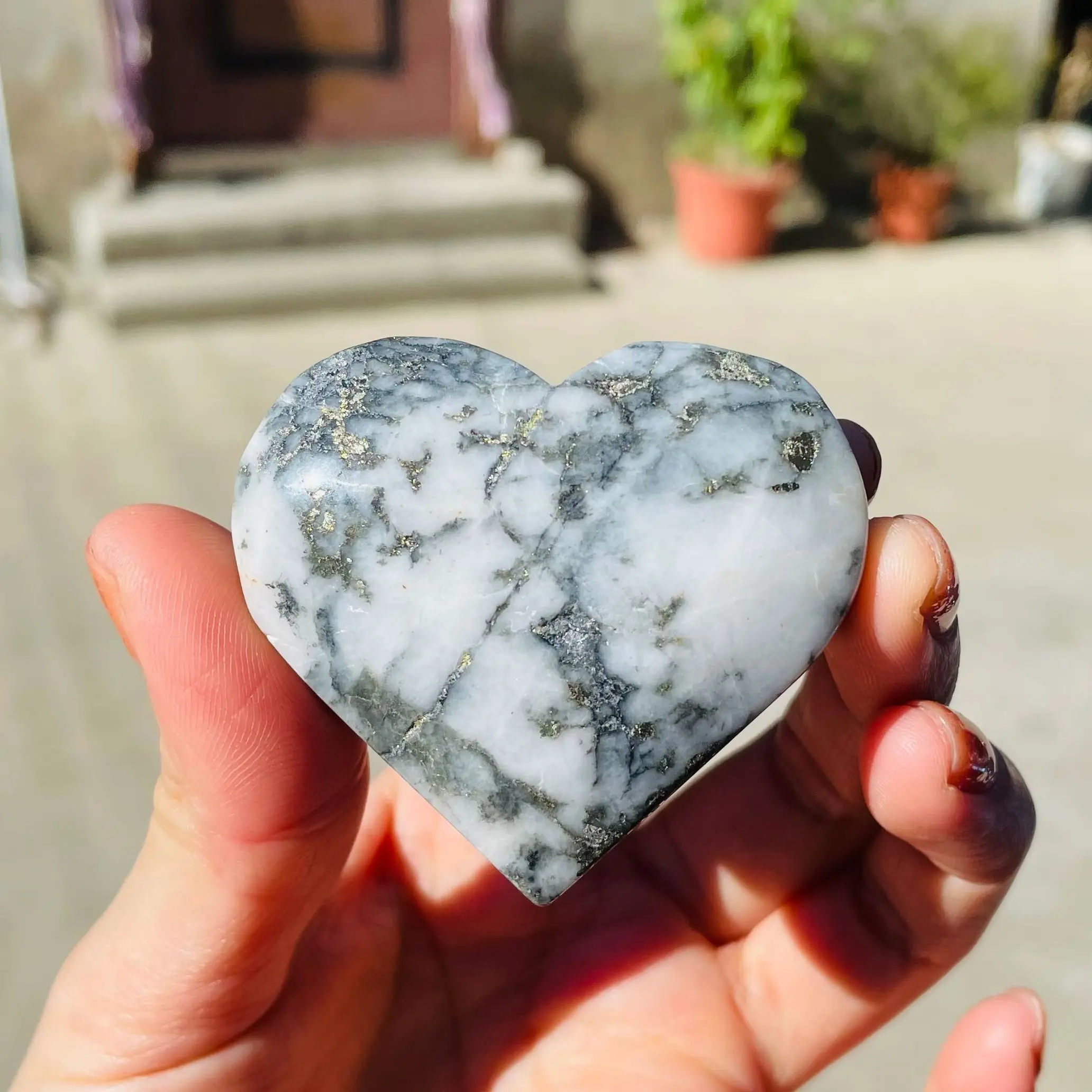 Натуральный симбиоз пиритового сердца/Луны 5-6 см, форма пентаграммы, минеральное сырье, энергетические кристаллы, образец, украшение
Натуральный симбиоз пиритового сердца/Луны 5-6 см, форма пентаграммы, минеральное сырье, энергетические кристаллы, образец, украшение