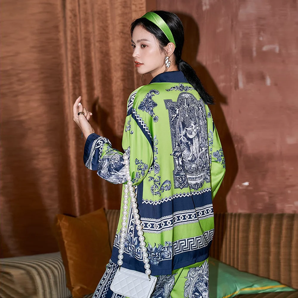 New Spring Women Satin Pajamas Set Long Sleeve Female Sleepwear 2 Pieces Pajama Sets Silk Pijama Lotus Print Pyjama Homewear
New Spring Women Satin Pajamas Set Long Sleeve Female Sleepwear 2 Pieces Pajama Sets Silk Pijama Lotus Print Pyjama Homewear
