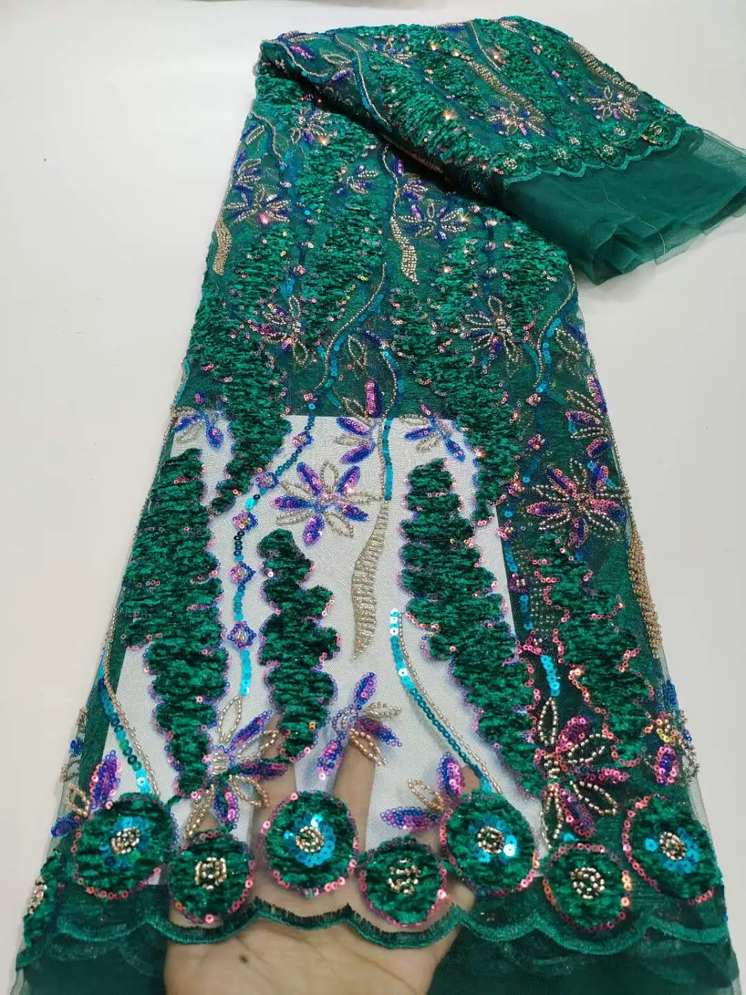 African Luxury Sequins Lace Fabric Handmade Beaded Lace Fabric Embroidery French Lace Fabrics For Wedding Evening Party Dress
African Luxury Sequins Lace Fabric Handmade Beaded Lace Fabric Embroidery French Lace Fabrics For Wedding Evening Party Dress