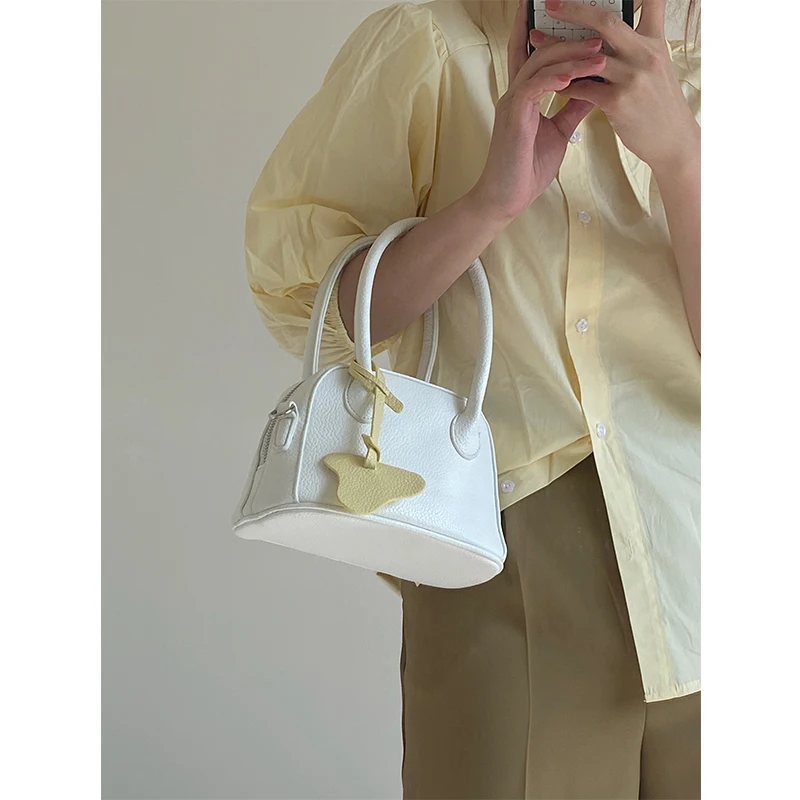 Niche design white lychee pattern soft waxy texture one-shoulder handbag small bag spring and summer Korean version all-match me
Niche design white lychee pattern soft waxy texture one-shoulder handbag small bag spring and summer Korean version all-match me