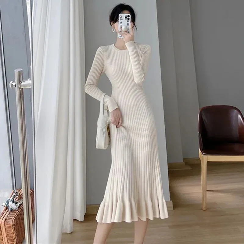 Autumn Winter Knitted Long Dress Women Elegant Ruffles Slim Fit Midi Dresses Woman Round Neck Long Sleeve Sweater Dress Female
Autumn Winter Knitted Long Dress Women Elegant Ruffles Slim Fit Midi Dresses Woman Round Neck Long Sleeve Sweater Dress Female