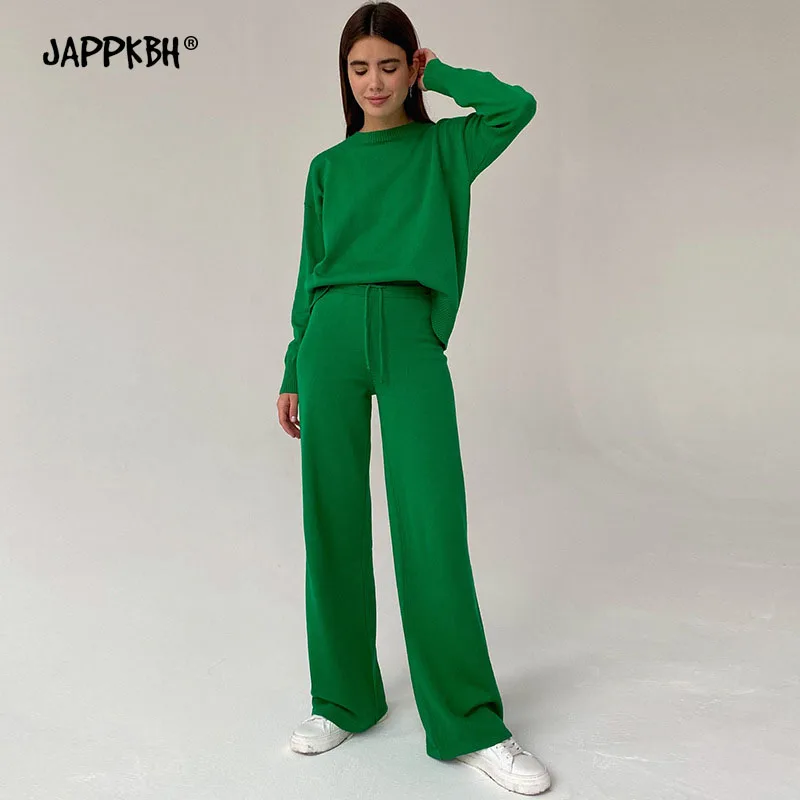 Women's Tracksuit 2022 NEW Spring Casual Pullover Sweater Suit Women Summer Knitted Loose Pants Sports Two-Piece Suit Female
Women's Tracksuit 2022 NEW Spring Casual Pullover Sweater Suit Women Summer Knitted Loose Pants Sports Two-Piece Suit Female