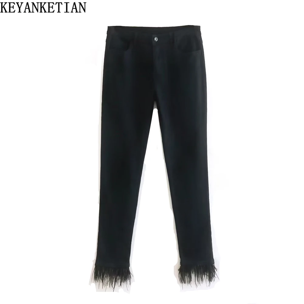 Женские шикарные эластичные джинсы KEYANKETIAN с перьями для весны, шикарные черные брюки-карандаш с застежкой-молнией и низкой посадкой, укороченные брюки 
Женские шикарные эластичные джинсы KEYANKETIAN с перьями для весны, шикарные черные брюки-карандаш с застежкой-молнией и низкой посадкой, укороченные брюки