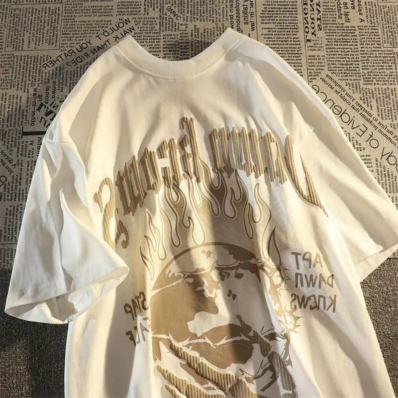 European and American street creative flame short sleeved t-shirt men and women ins summer loose American couple top y2k clothes
European and American street creative flame short sleeved t-shirt men and women ins summer loose American couple top y2k clothes