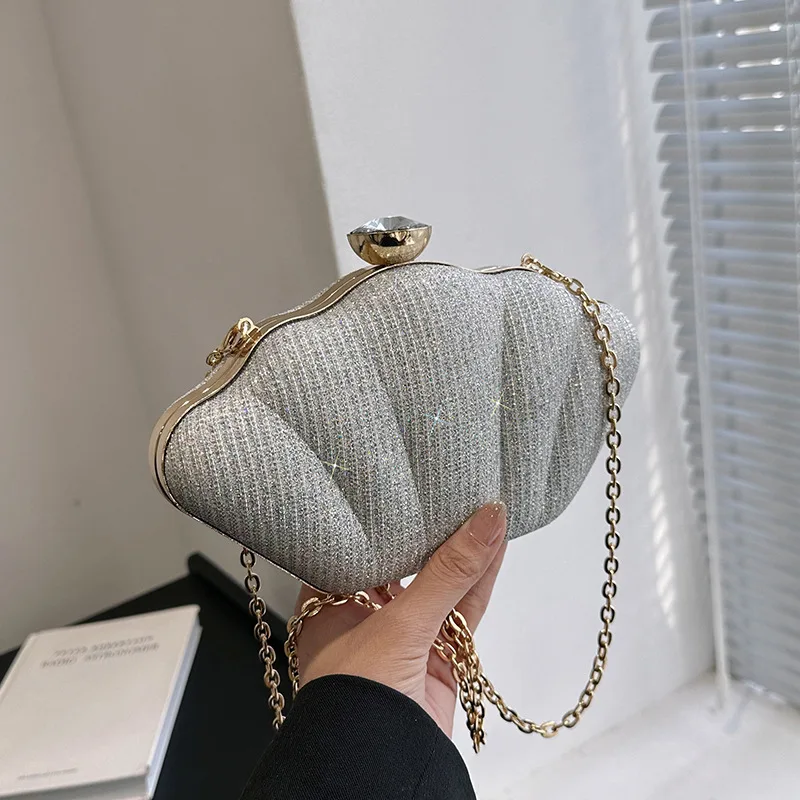 Luxury Women New Chain Lock Sequin Crossbody Bag Fashion Small Messenger Bag Trendy Party Evening Clutch
Luxury Women New Chain Lock Sequin Crossbody Bag Fashion Small Messenger Bag Trendy Party Evening Clutch