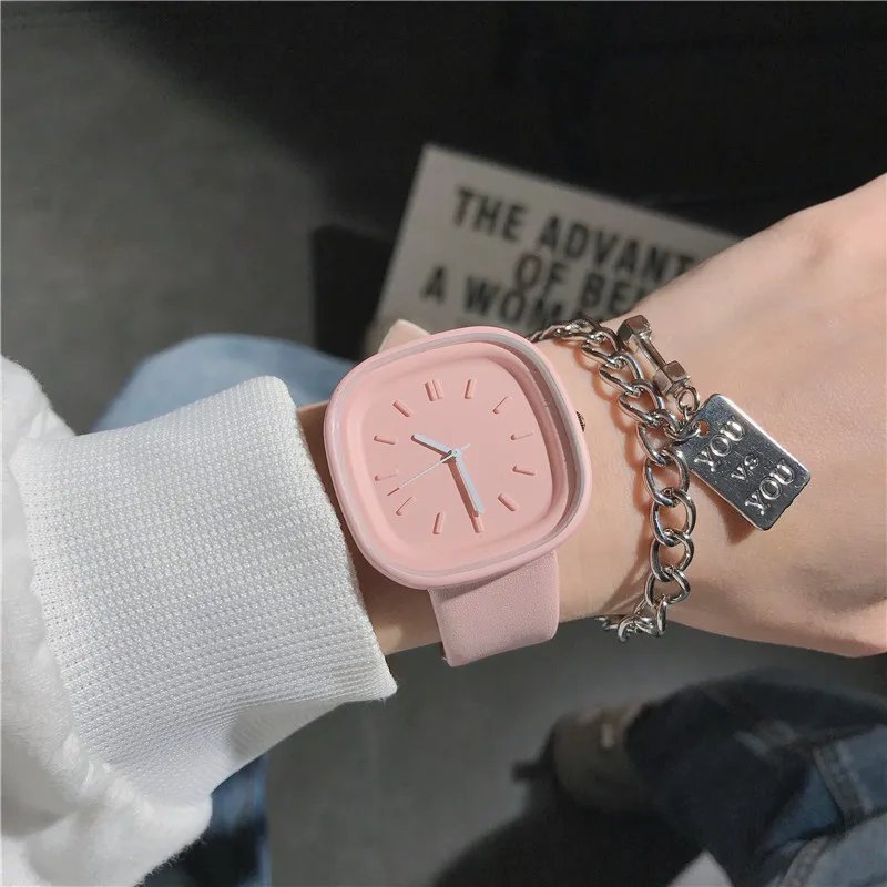 Women's Watches Brand Sport Style Fashion Ladies Watch Leather Watch Women Girls Female Quartz Wristwatches Montre Femme 
Women's Watches Brand Sport Style Fashion Ladies Watch Leather Watch Women Girls Female Quartz Wristwatches Montre Femme