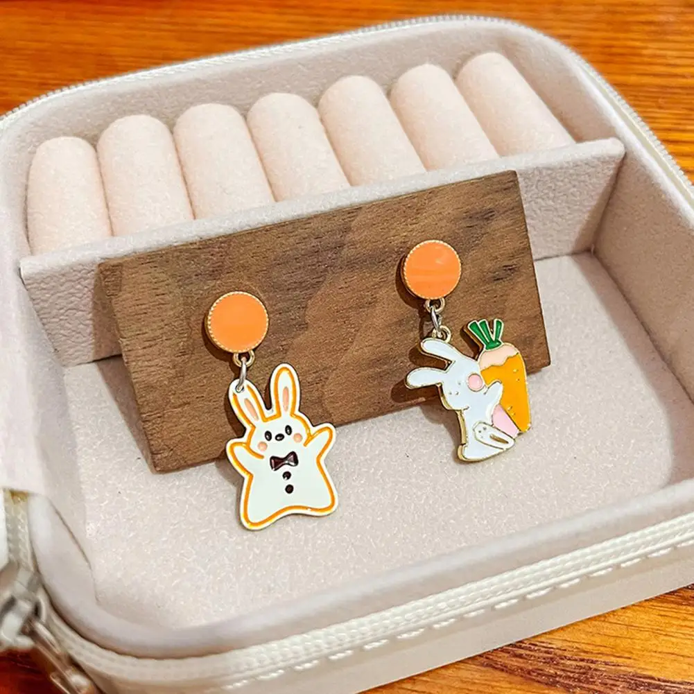 Beautiful Dangle Earrings Alloy Comfortable to Wear Likeable Rabbit Carrot Drop Earrings Fashion Jewelry Ear Studs for Banquet
Beautiful Dangle Earrings Alloy Comfortable to Wear Likeable Rabbit Carrot Drop Earrings Fashion Jewelry Ear Studs for Banquet
