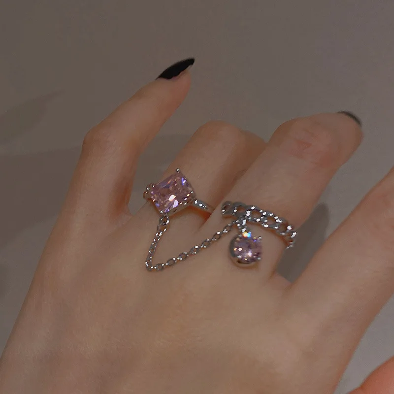 2022 new zircon link finger fashion open ring female niche design index finger ring fashion personality temperament jewelry
2022 new zircon link finger fashion open ring female niche design index finger ring fashion personality temperament jewelry