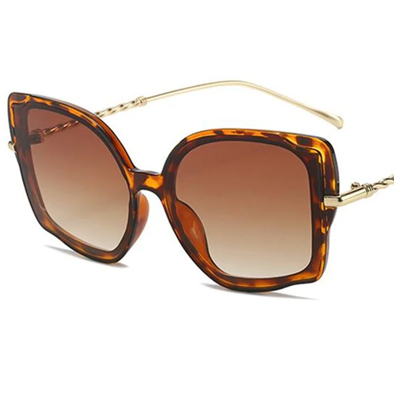 Hip Hop Sunglasses Women Cat Eye Sun Glasse Oversize Frame Anti-UV Spectacles Alloy Twists Temples Eyeglasses Ornamental
Hip Hop Sunglasses Women Cat Eye Sun Glasse Oversize Frame Anti-UV Spectacles Alloy Twists Temples Eyeglasses Ornamental