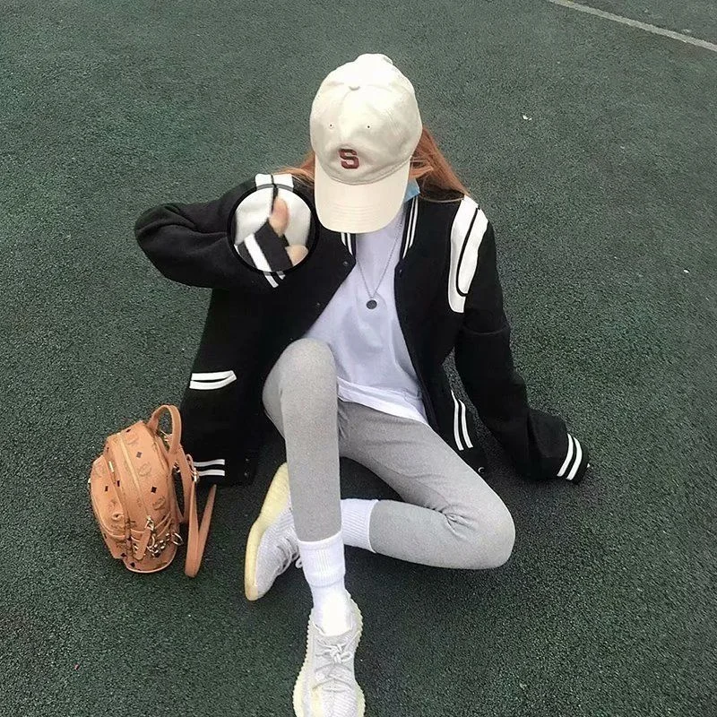 Baseball Jacket Women 2022 Spring And Autumn Korean Version Gentle Style Student Thin Boomber Coat Stripe Color Contrast Coat
Baseball Jacket Women 2022 Spring And Autumn Korean Version Gentle Style Student Thin Boomber Coat Stripe Color Contrast Coat
