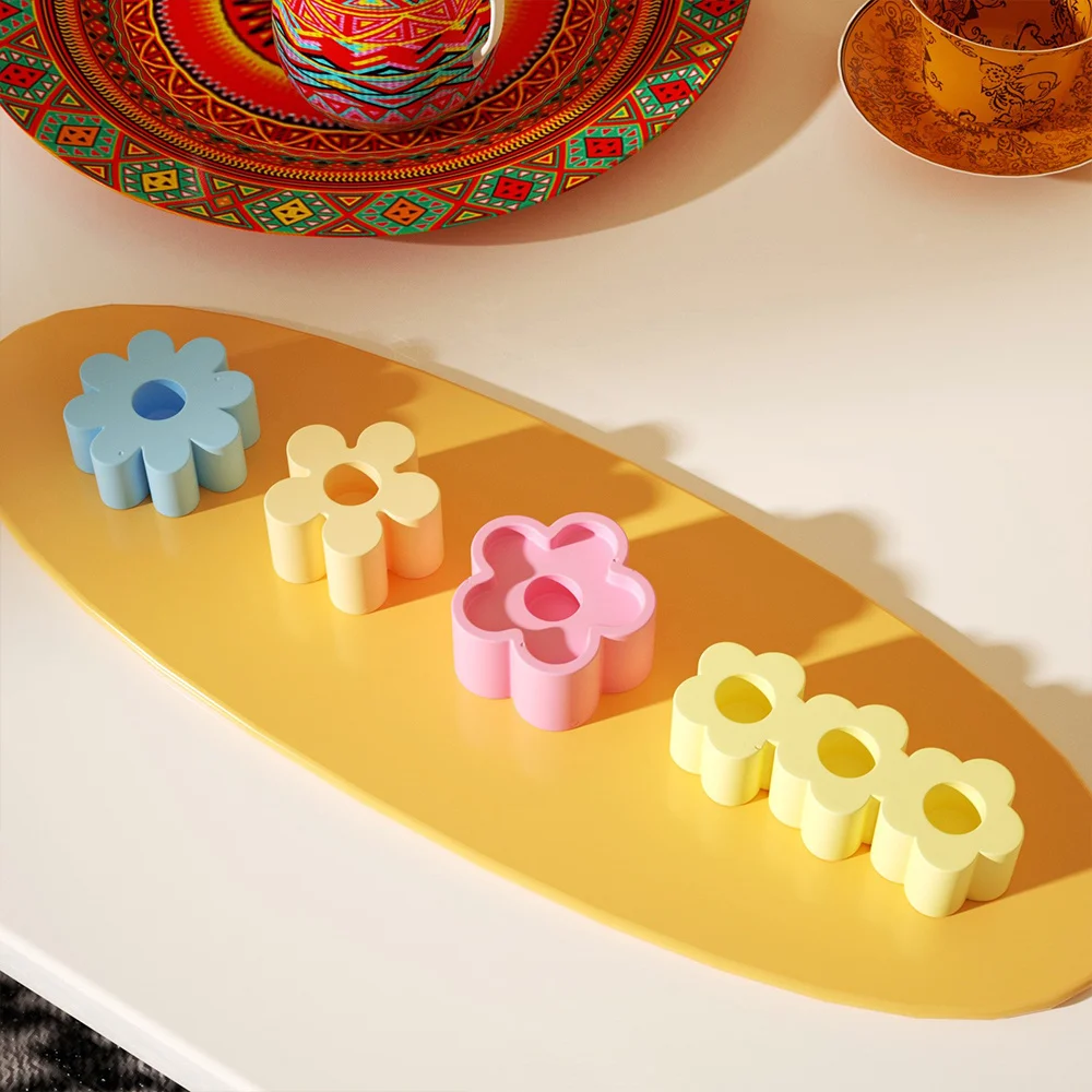 Cute Flower Candle Holder Concrete Mold Handmade Silicone Cement Candlestick Mould DIY Home Decor Tool
Cute Flower Candle Holder Concrete Mold Handmade Silicone Cement Candlestick Mould DIY Home Decor Tool