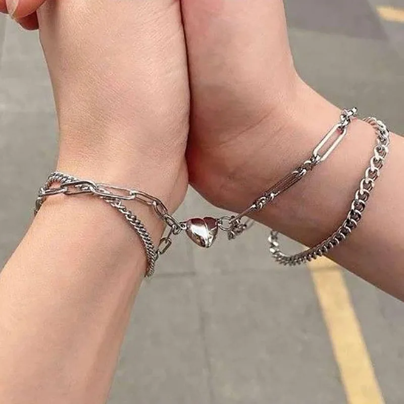 Couple Magnetic Buckle Bracelet Creative Valentine's Day Magnet Love Attraction Bracelet Couple Bracelet For Lover Jewelry Gift
Couple Magnetic Buckle Bracelet Creative Valentine's Day Magnet Love Attraction Bracelet Couple Bracelet For Lover Jewelry Gift